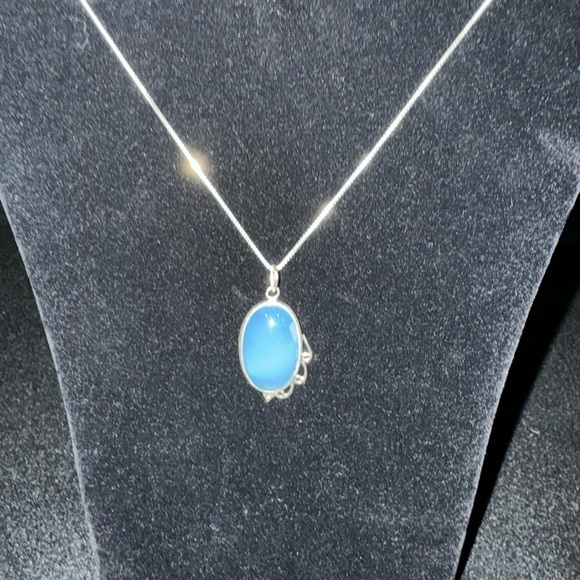 Silver Plated & stone pendants. Bundle of 6 - Picture 6 of 9